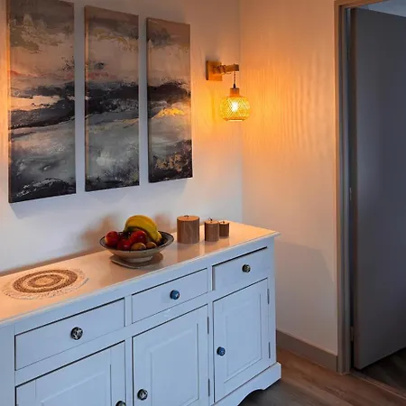 F2 Dans Avec 3 Piscines * Mandelieu