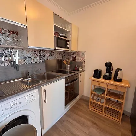 F2 Dans Résidence Avec 3 Piscines Mandelieu