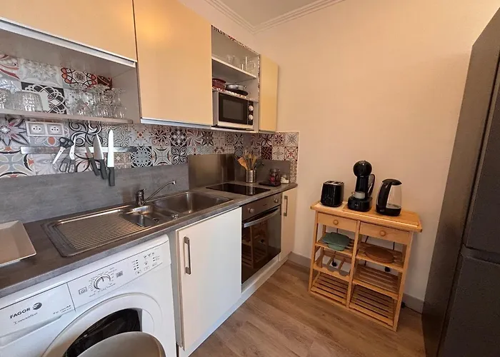 F2 Dans Résidence Avec 3 Piscines Mandelieu